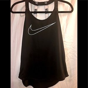 Nike Dri Fit Woman’s top